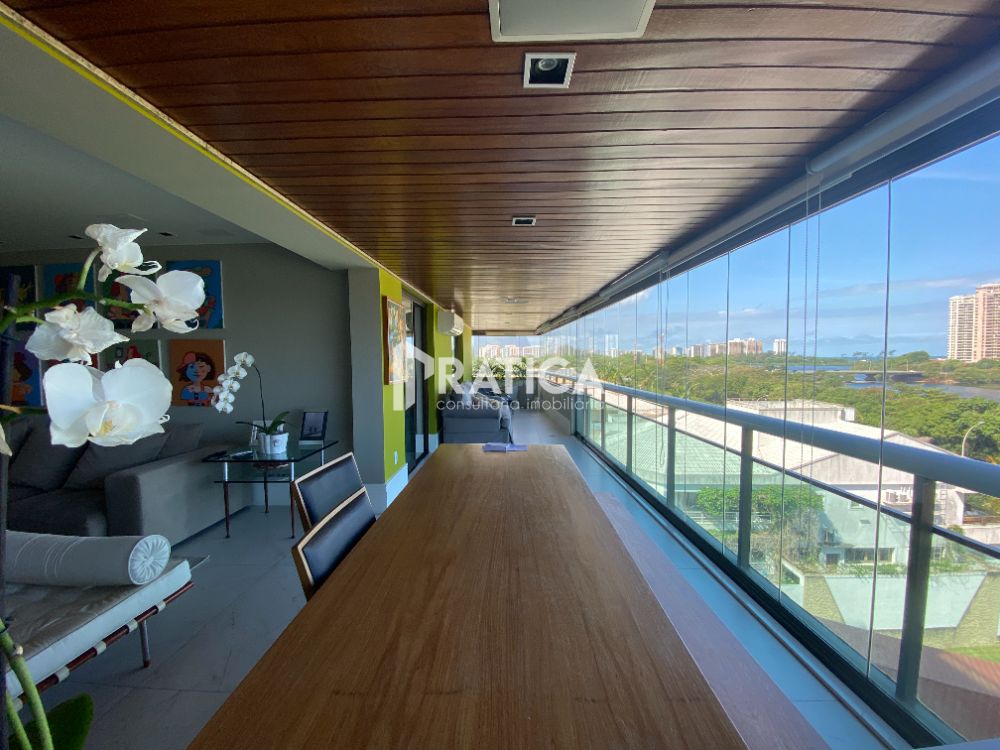 Apartamento para Park Palace Barra da Tijuca / RJ